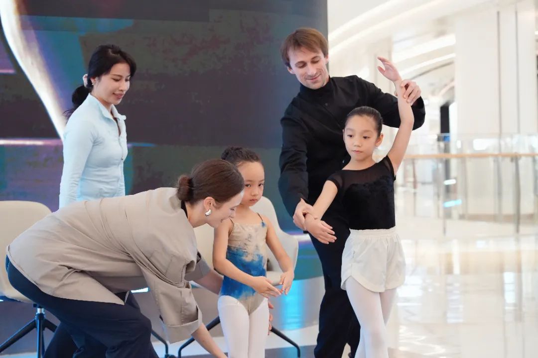 UUµçÍæ(ÖйúÇø)¹Ù·½ÍøÕ¾