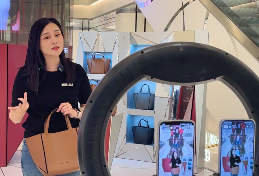 UUµçÍæ(ÖйúÇø)¹Ù·½ÍøÕ¾