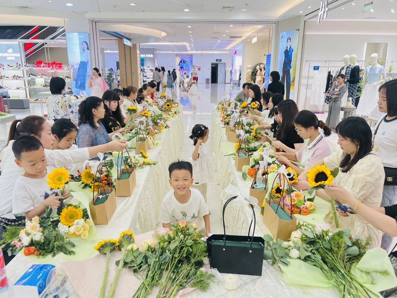 UUµçÍæ(ÖйúÇø)¹Ù·½ÍøÕ¾