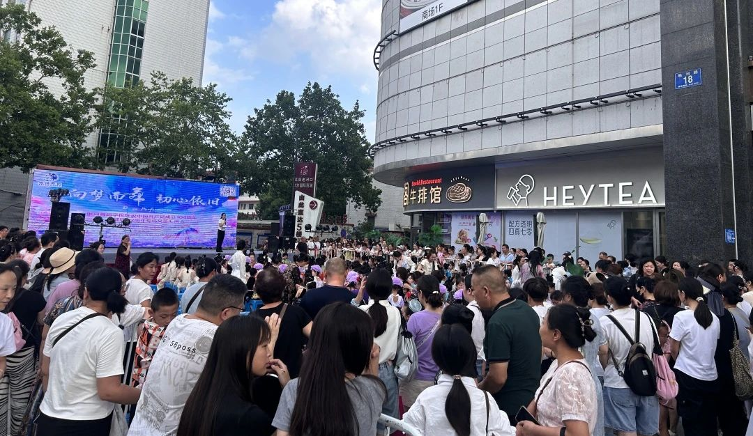 UUµçÍæ(ÖйúÇø)¹Ù·½ÍøÕ¾