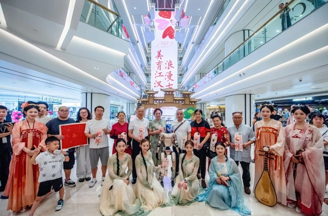 UUµçÍæ(ÖйúÇø)¹Ù·½ÍøÕ¾