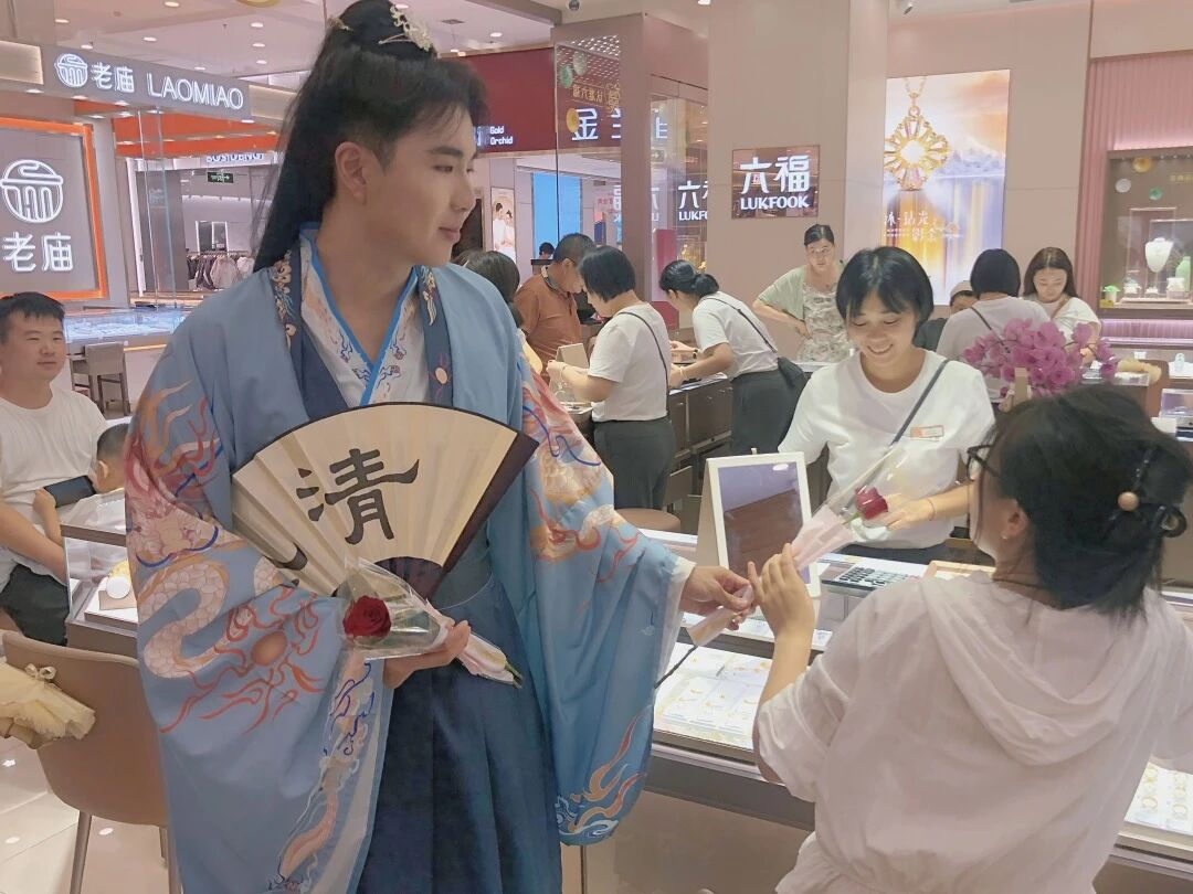 UUµçÍæ(ÖйúÇø)¹Ù·½ÍøÕ¾